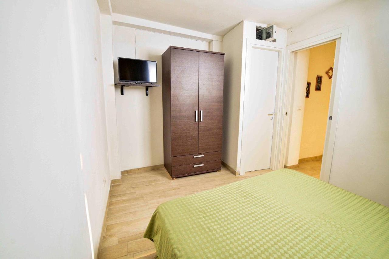 Solemareponza Monolocali La Piana Apartment Exterior foto